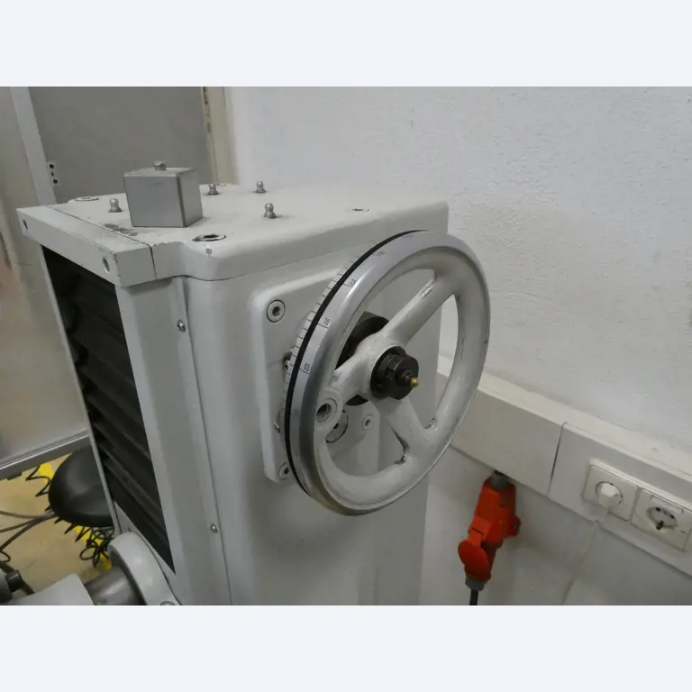 2 Online auctions of tools, punching machines and peripherals-3