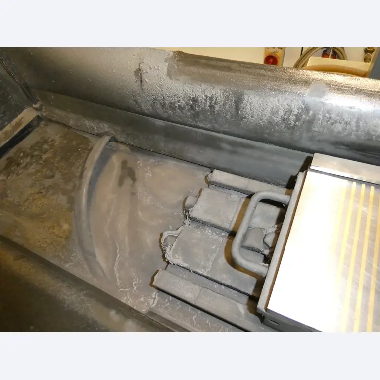 2 Online auctions of tools, punching machines and peripherals-10