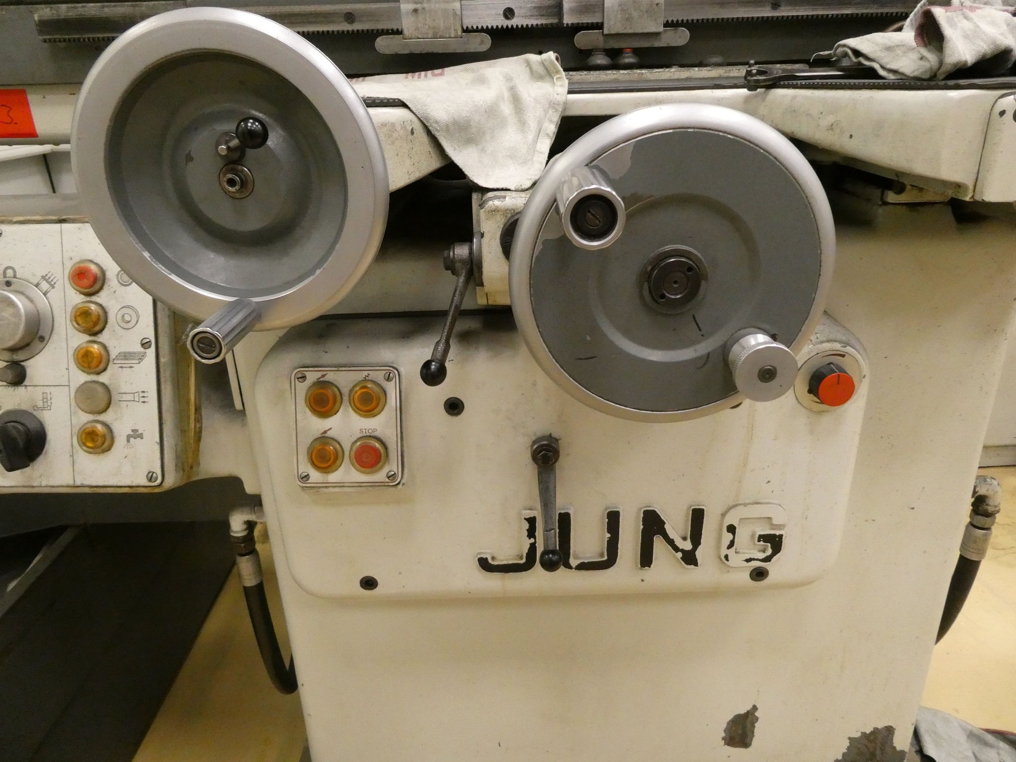 2 ventes aux enchères en ligne de machines-outils, poinçonneuses et périphériques-7