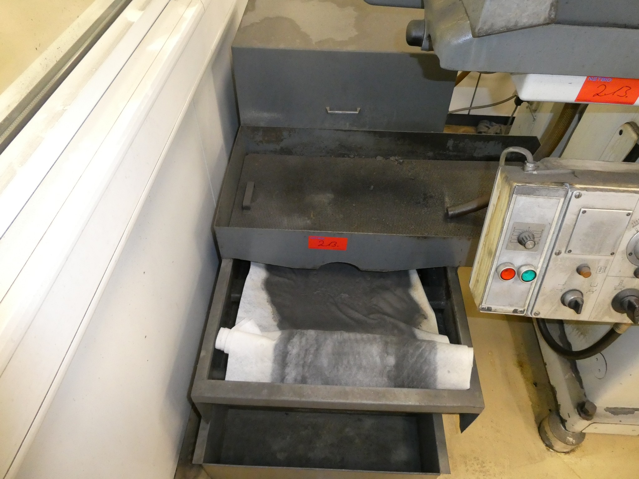 2 ventes aux enchères en ligne de machines-outils, poinçonneuses et périphériques-8