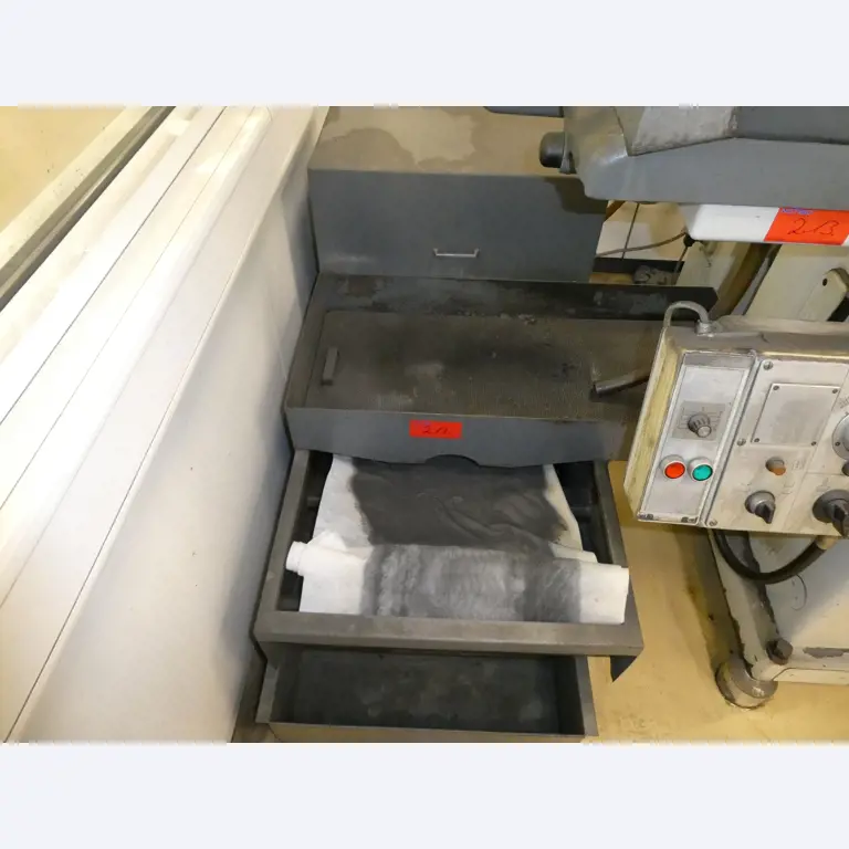 2 Online auctions of tools, punching machines and peripherals-8