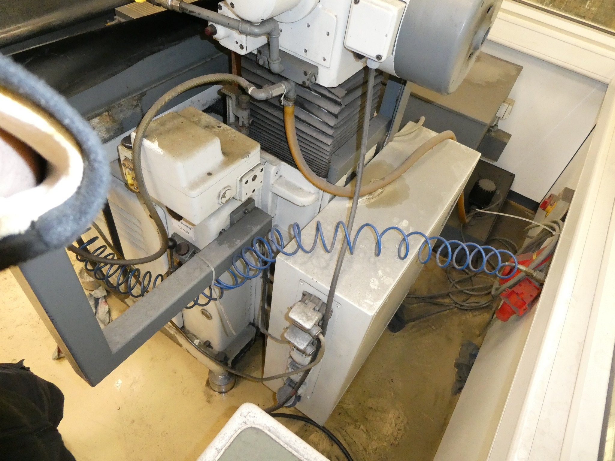 2 ventes aux enchères en ligne de machines-outils, poinçonneuses et périphériques-9