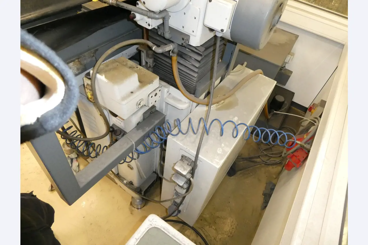 2 Online auctions of tools, punching machines and peripherals-9