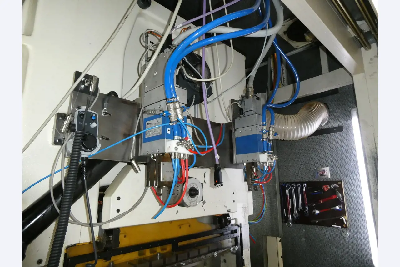 2 Online auctions of tools, punching machines and peripherals-15