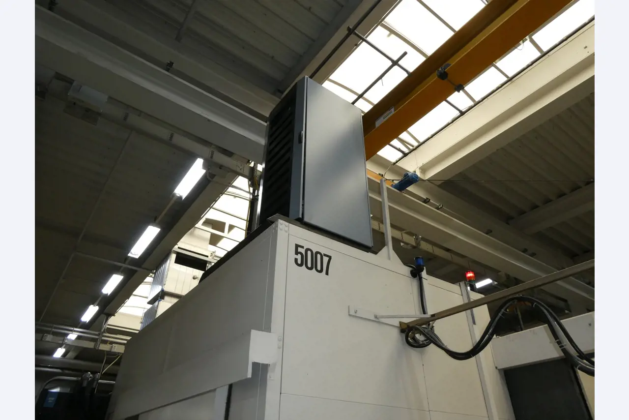 2 Online auctions of tools, punching machines and peripherals-18