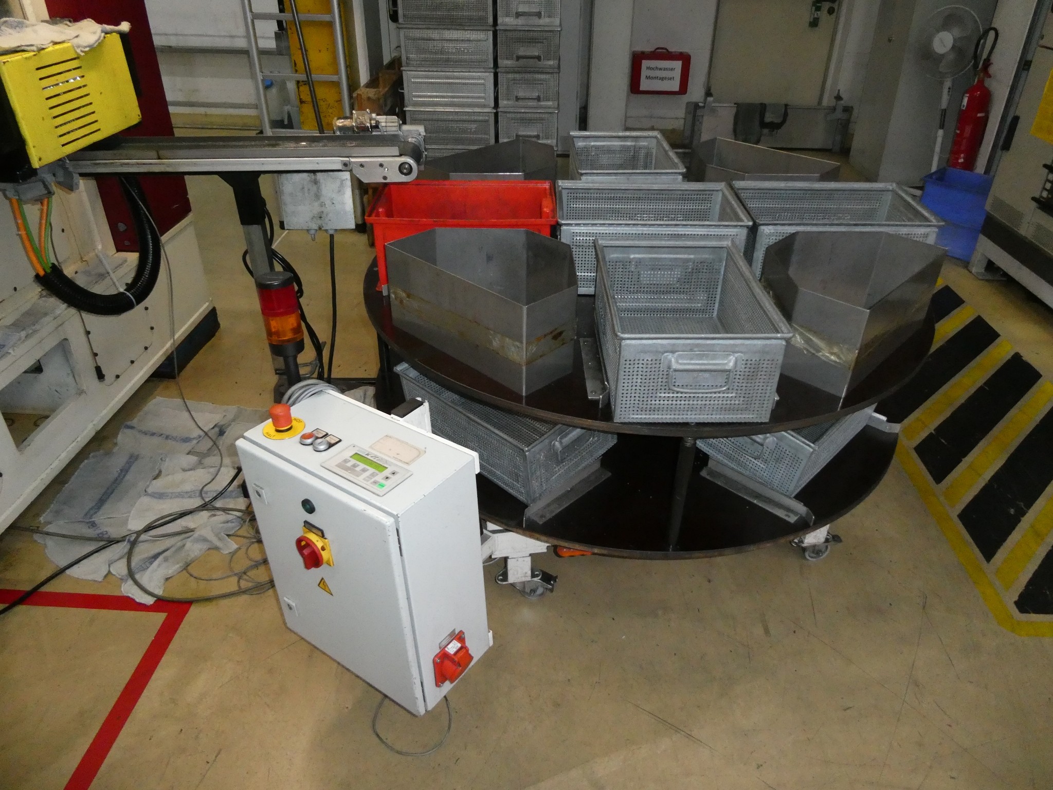 2 online aukce nářadí, děrovacích strojů a periferií-13