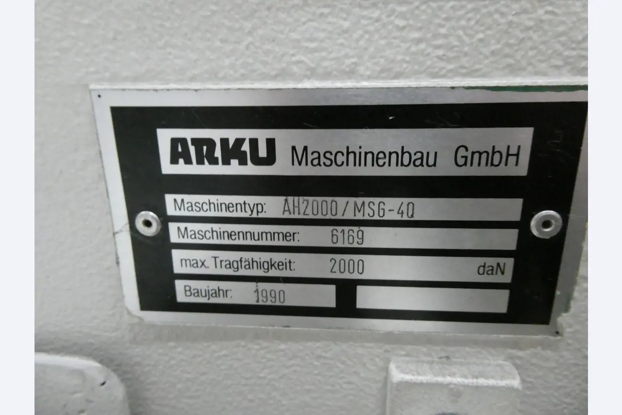 2 Online auctions of tools, punching machines and peripherals-23