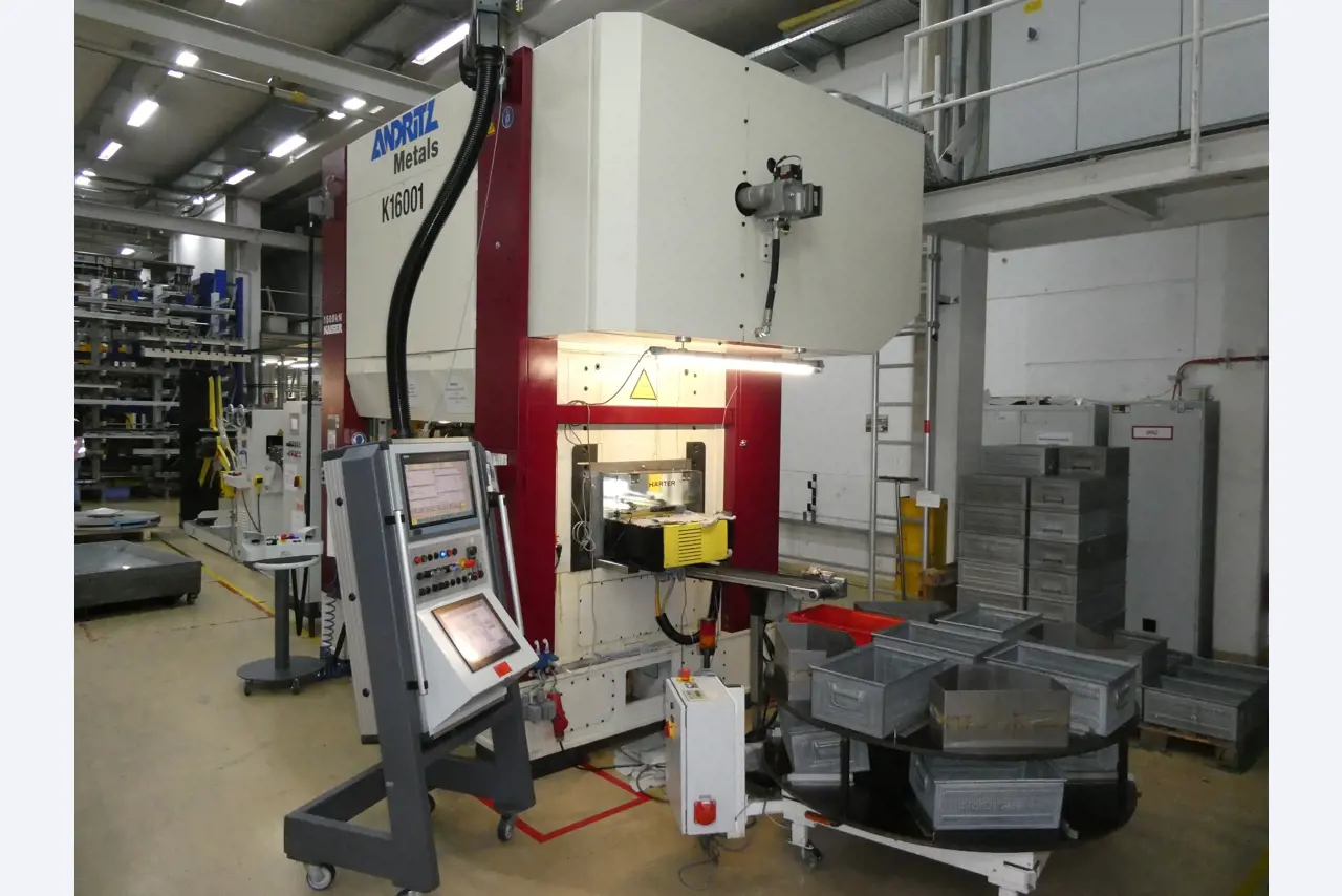 2 Online auctions of tools, punching machines and peripherals-2