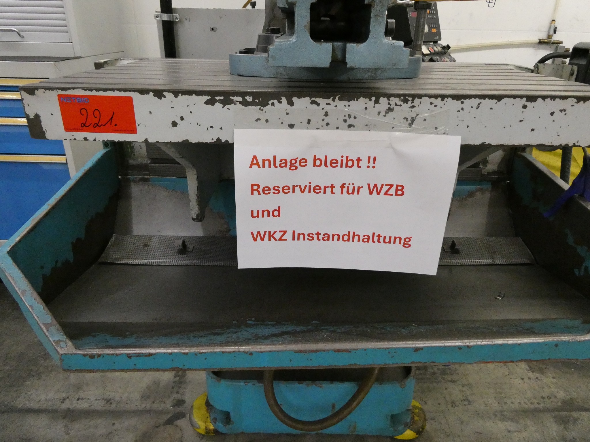 2 aukcje internetowe narzędzi, wykrawarek i urządzeń peryferyjnych-9