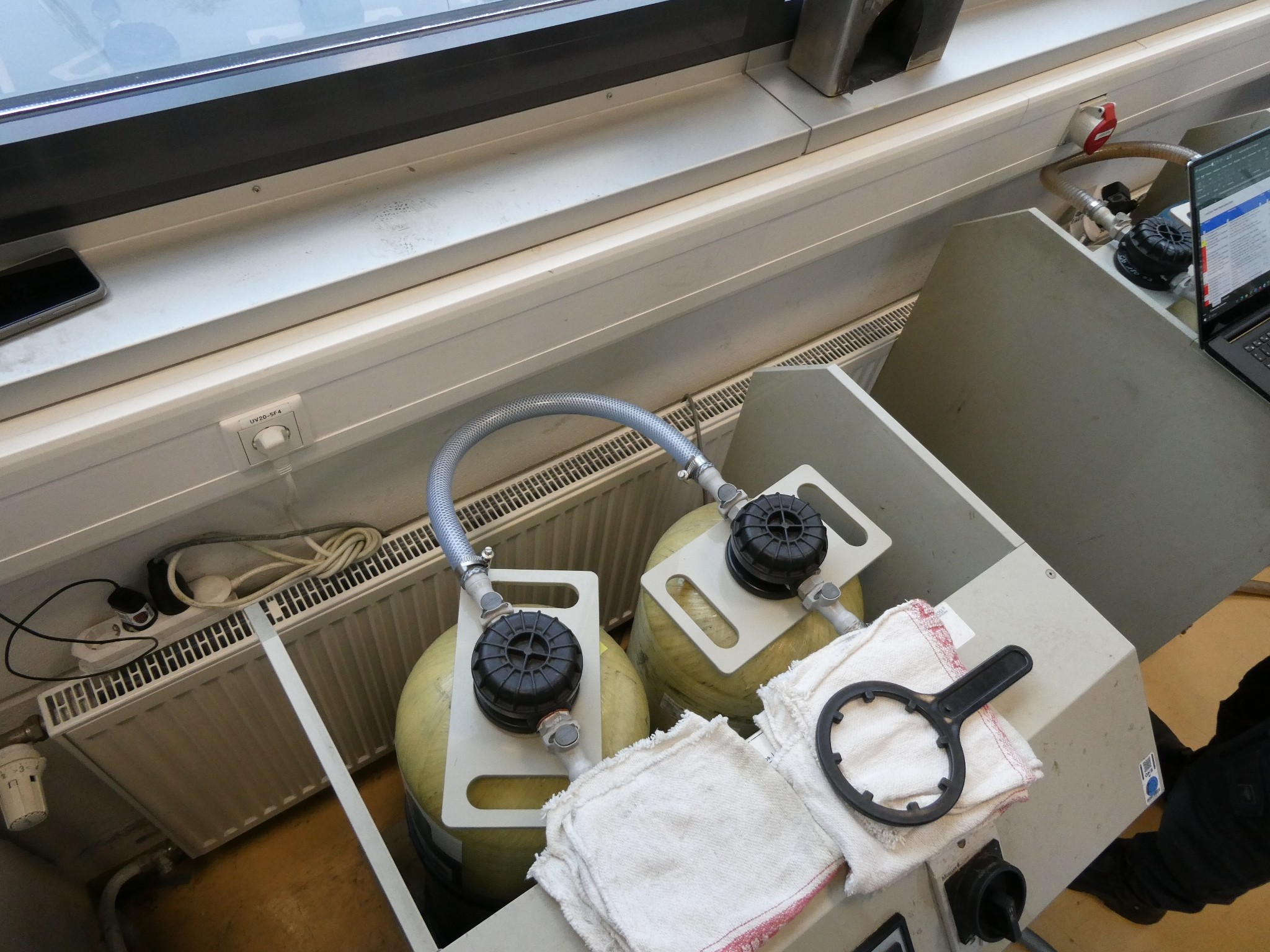 2 online aukce nářadí, děrovacích strojů a periferií-13