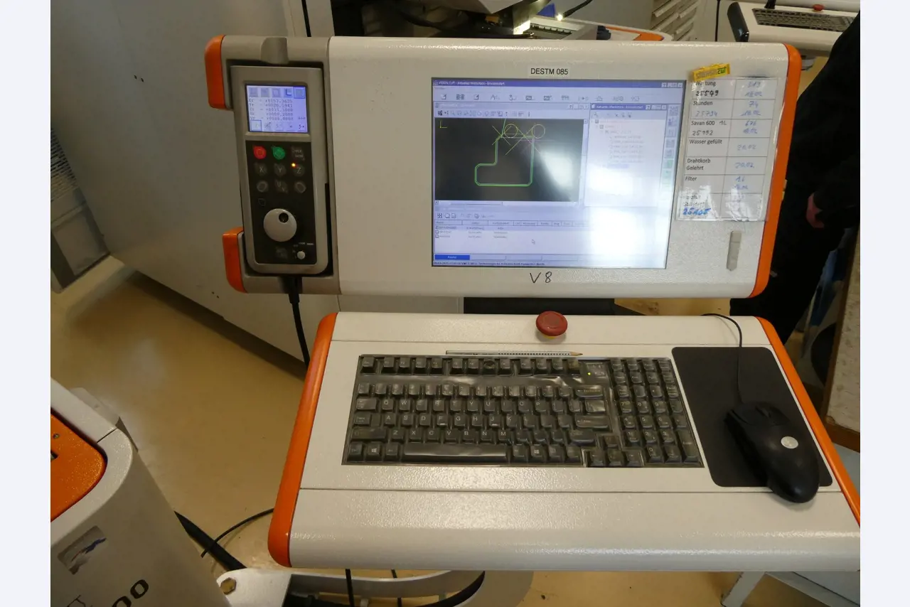 2 Online auctions of tools, punching machines and peripherals-4