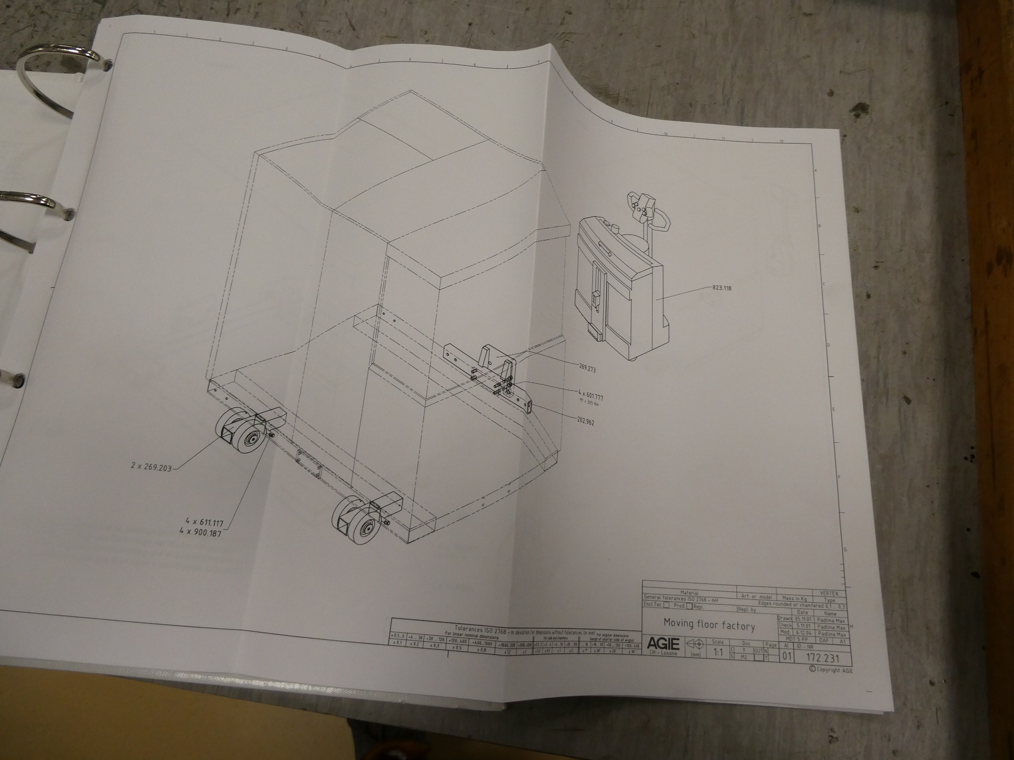 2 online aukce nářadí, děrovacích strojů a periferií-10