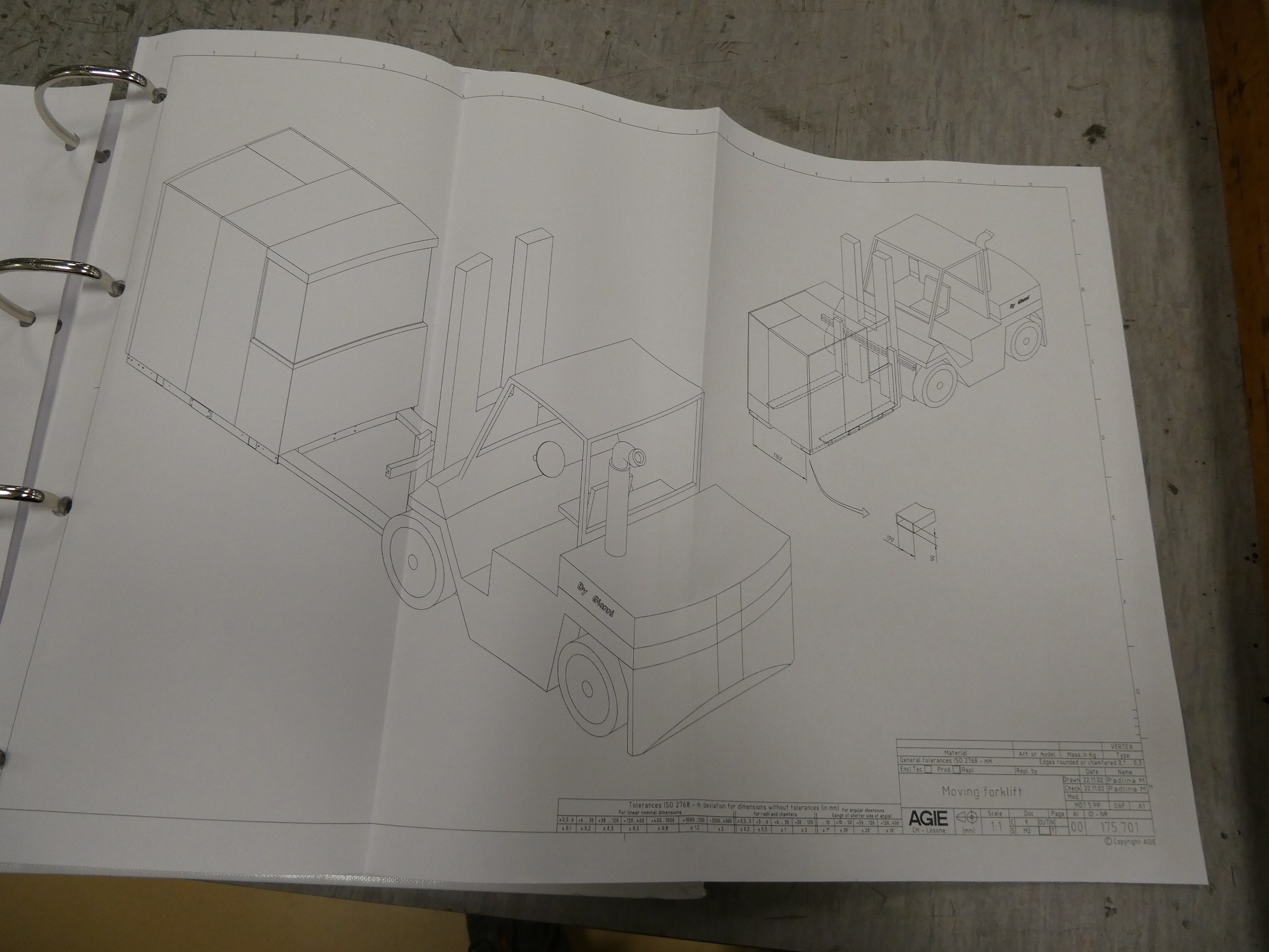 2 online aukce nářadí, děrovacích strojů a periferií-13