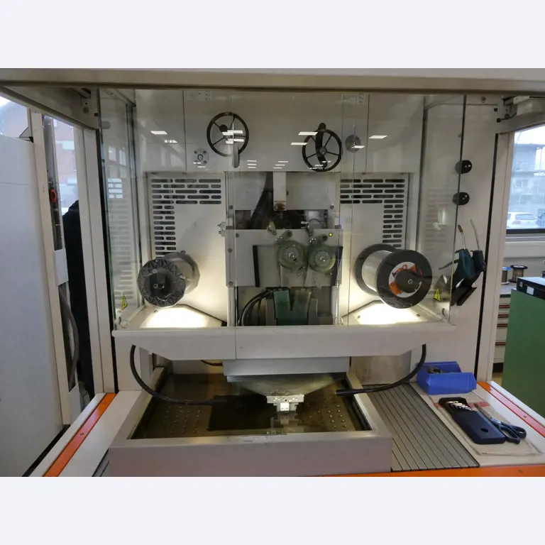 2 Online auctions of tools, punching machines and peripherals-4