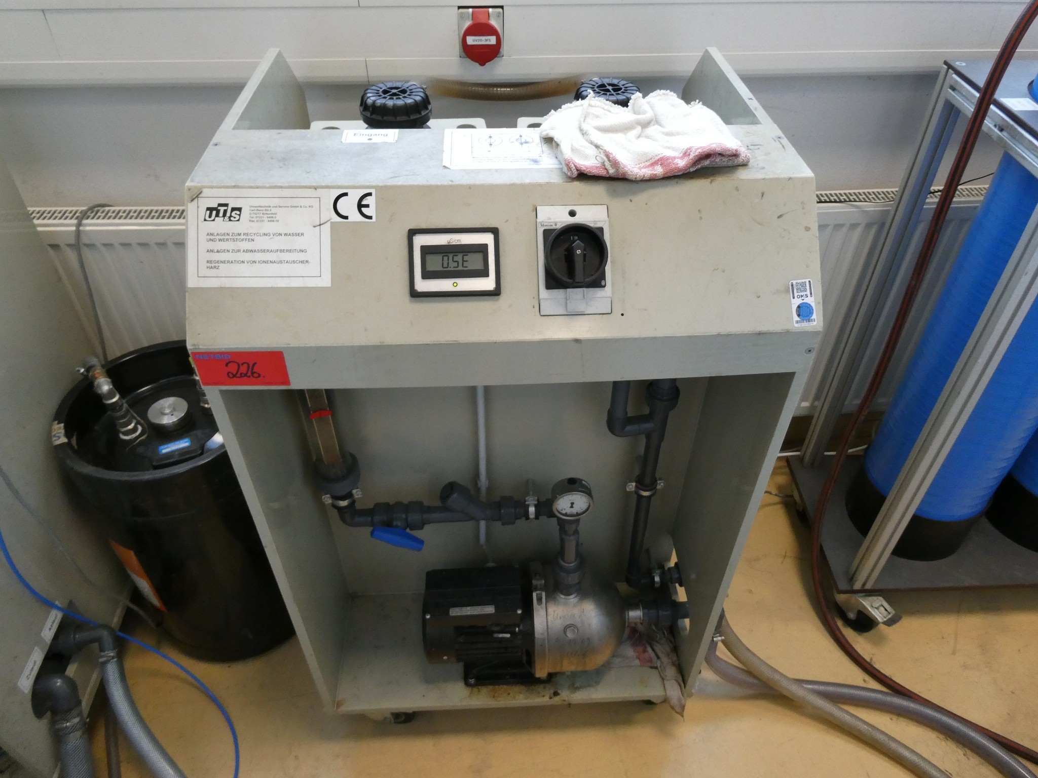 2 online aukce nářadí, děrovacích strojů a periferií-7