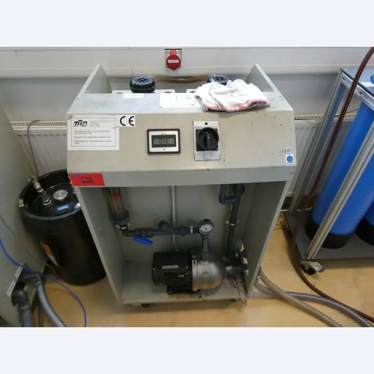 2 Online auctions of tools, punching machines and peripherals-7