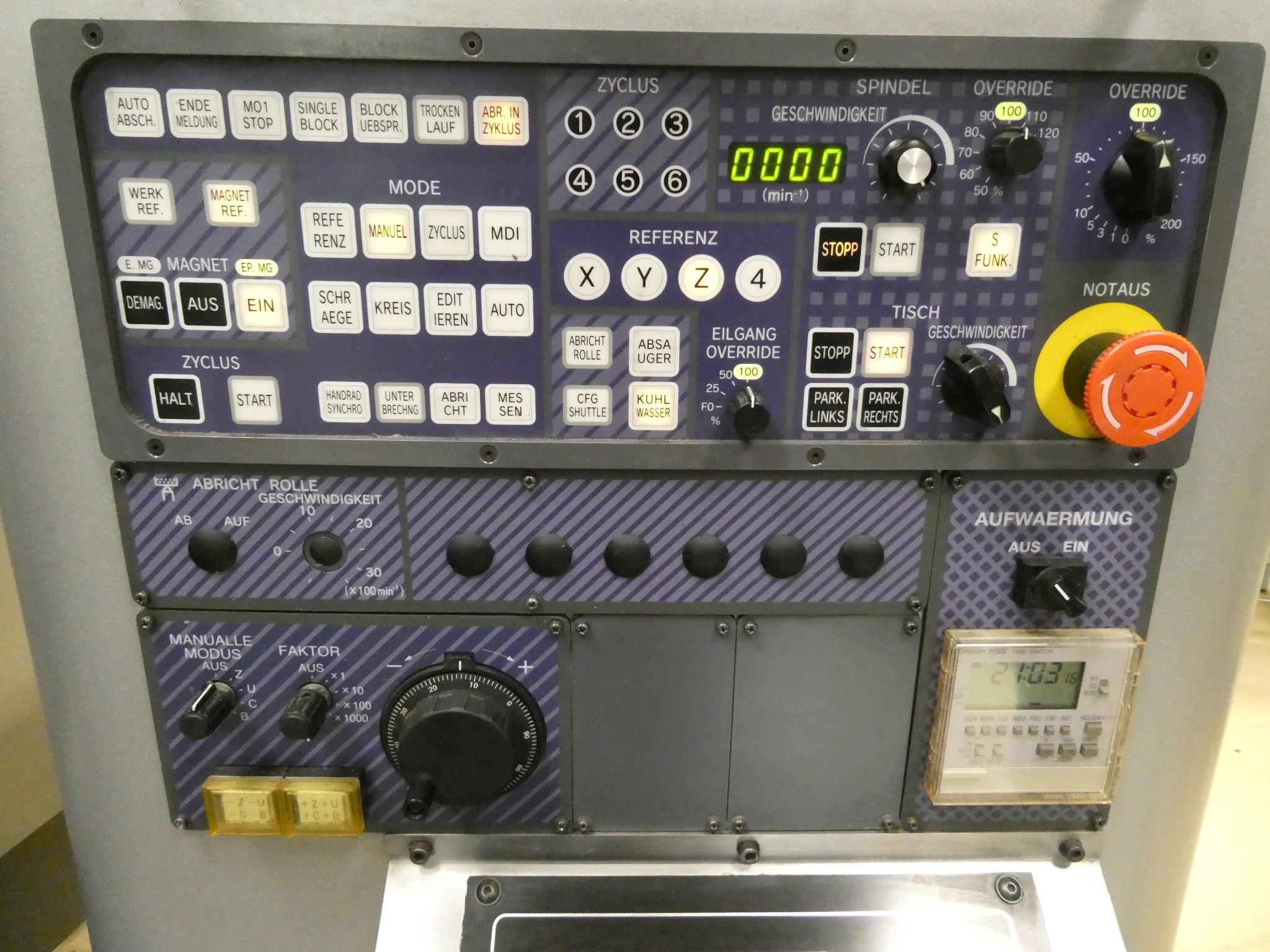 2 aukcje internetowe narzędzi, wykrawarek i urządzeń peryferyjnych-6