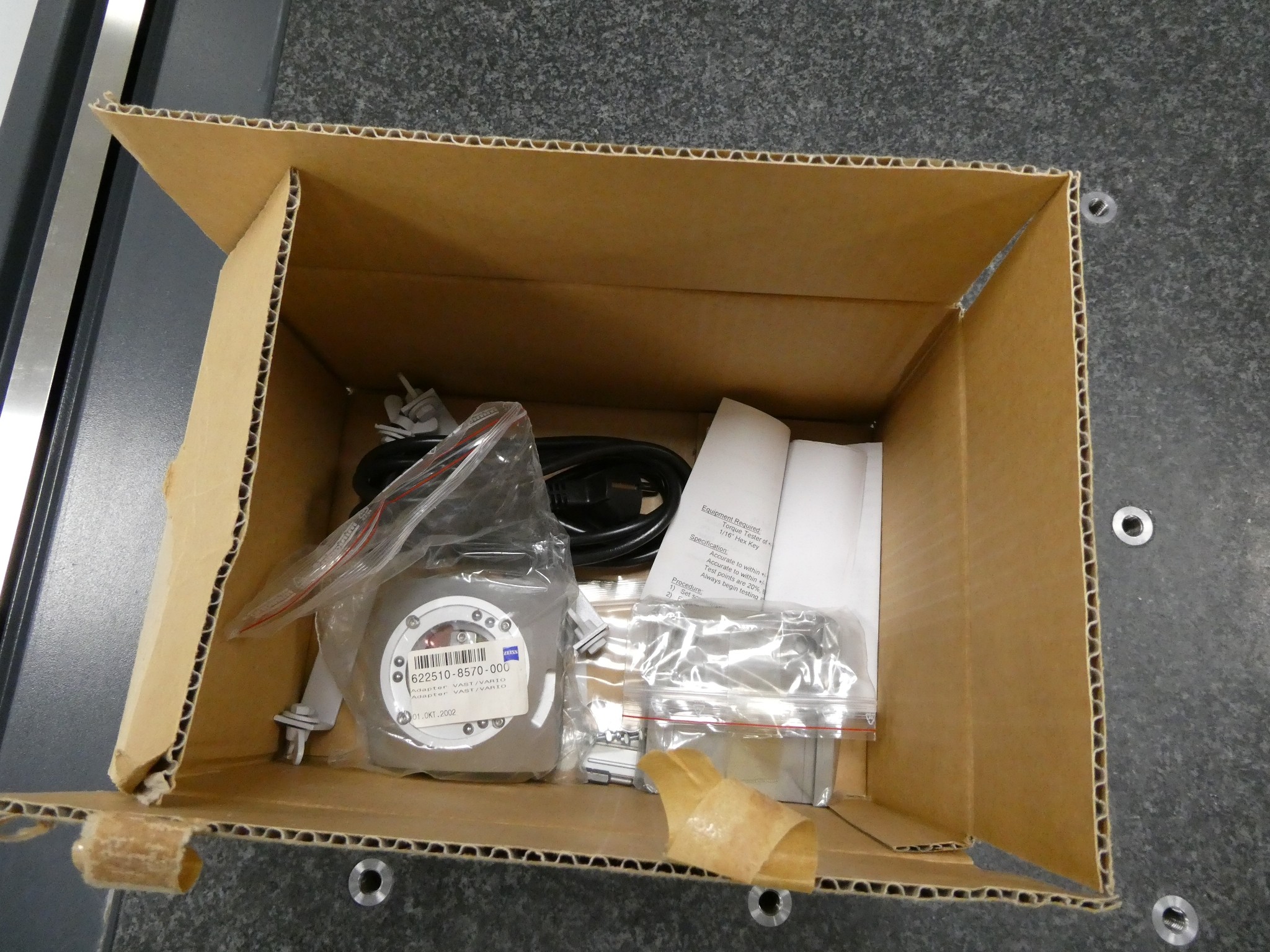 2 aukcje internetowe narzędzi, wykrawarek i urządzeń peryferyjnych-14