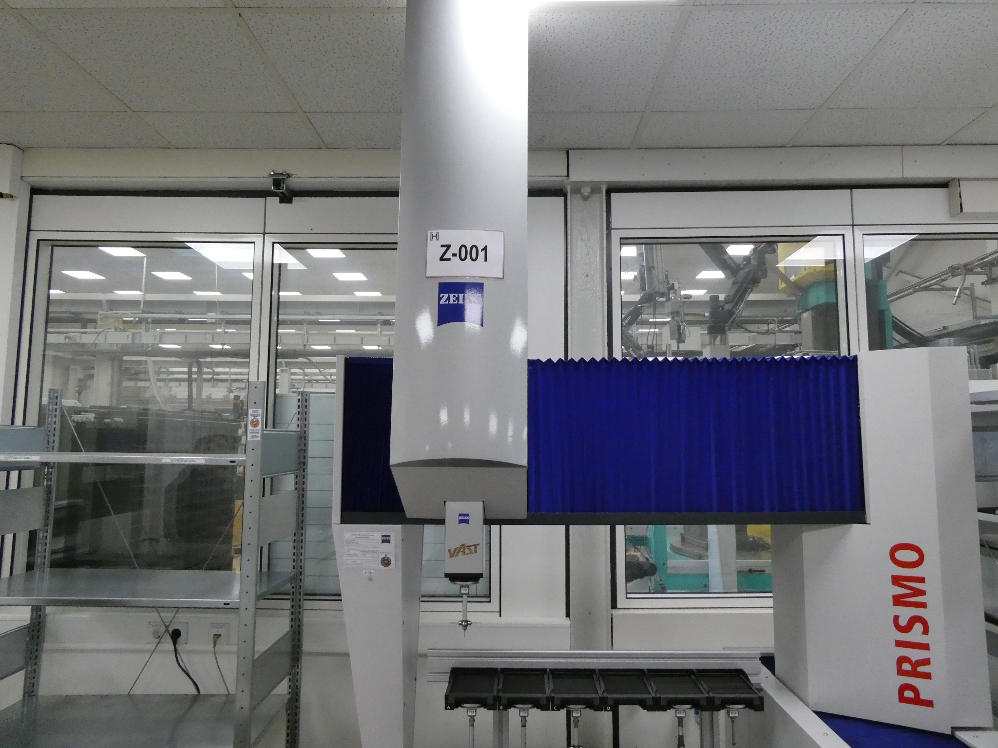 2 aukcje internetowe narzędzi, wykrawarek i urządzeń peryferyjnych-3