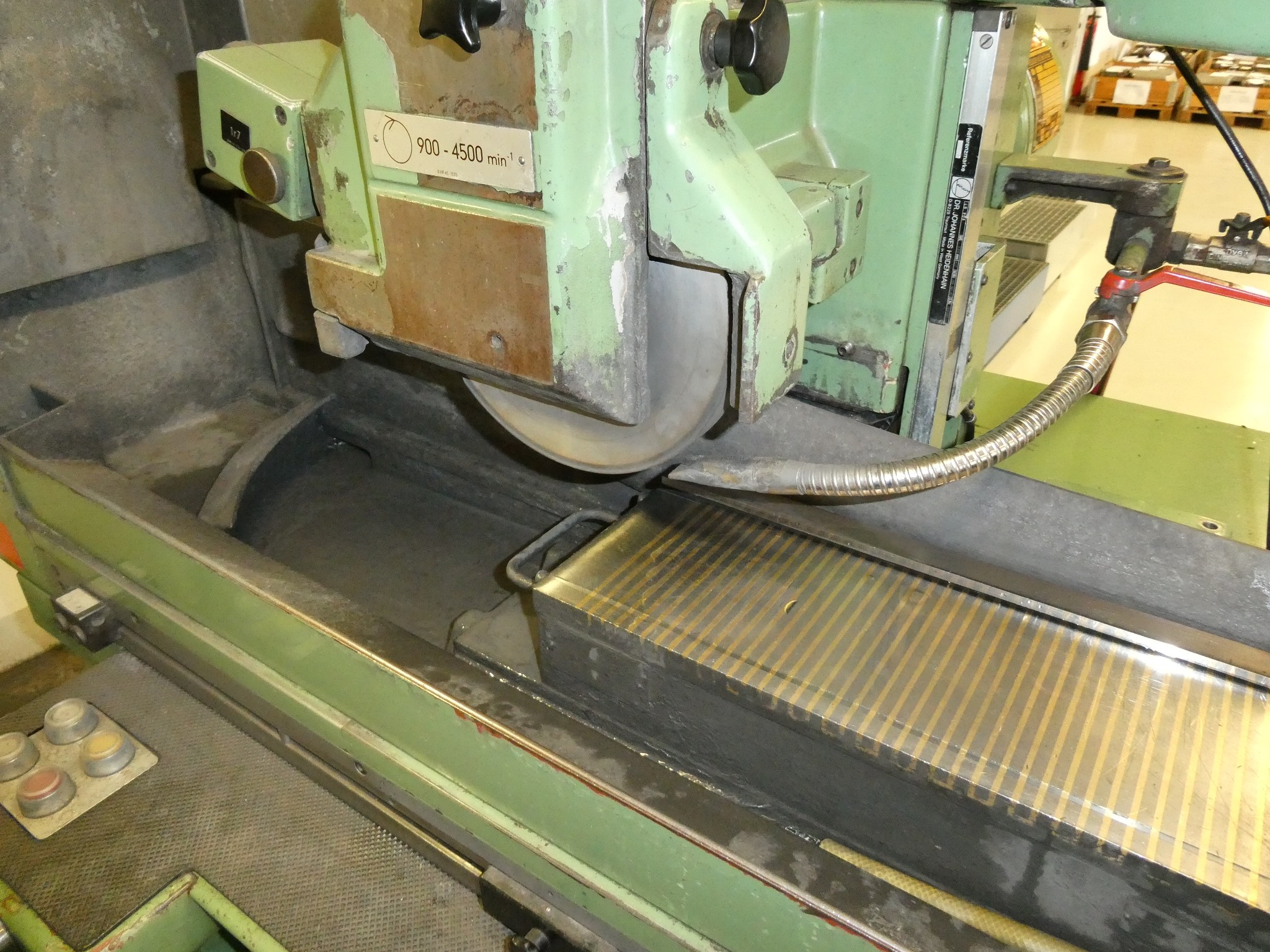 2 aukcje internetowe narzędzi, wykrawarek i urządzeń peryferyjnych-2