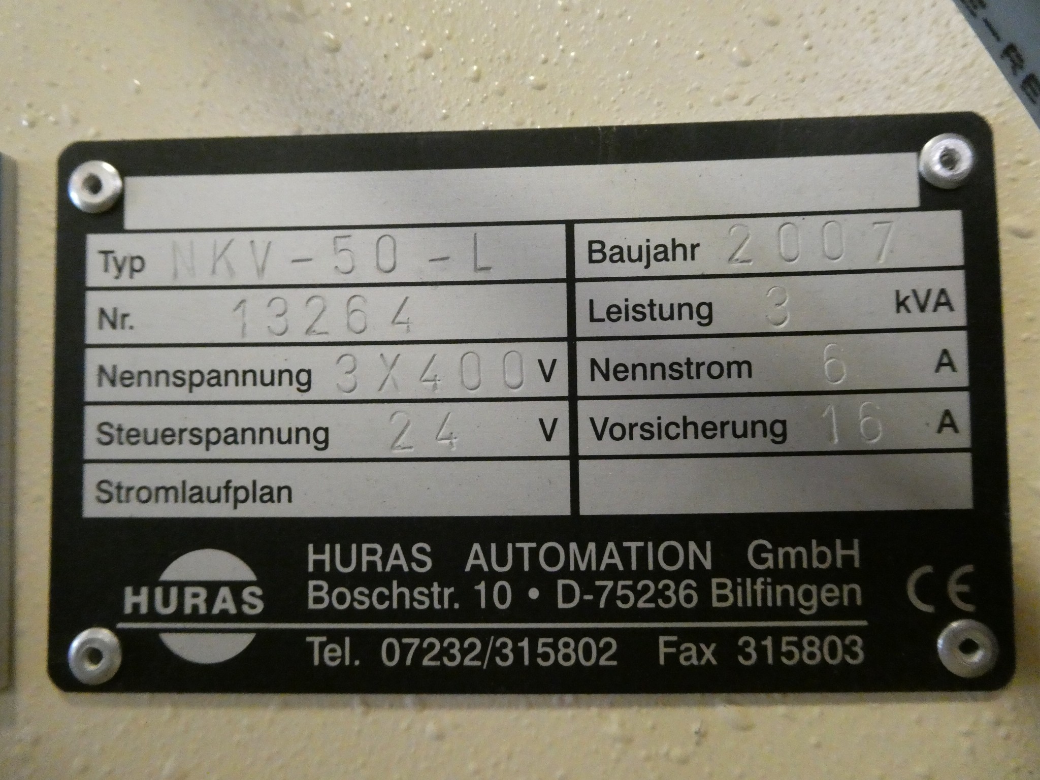 2 aukcje internetowe narzędzi, wykrawarek i urządzeń peryferyjnych-28