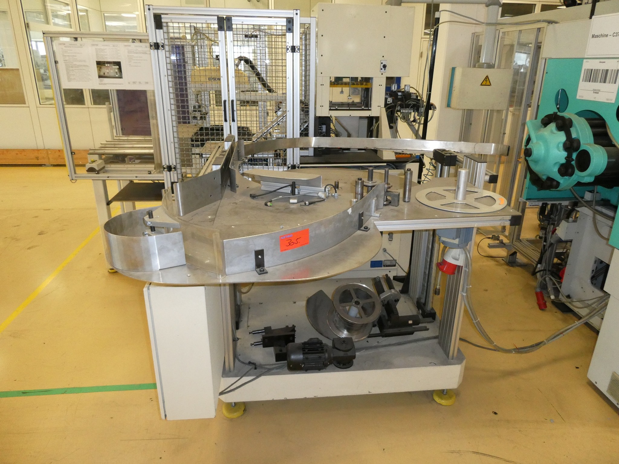 2 aukcje internetowe narzędzi, wykrawarek i urządzeń peryferyjnych-8