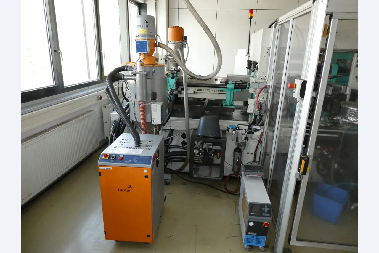 2 online veilingen van gereedschap, ponsmachines en randapparatuur-12