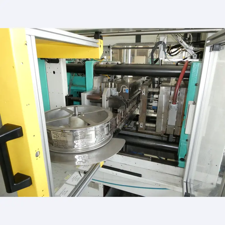 2 online veilingen van gereedschap, ponsmachines en randapparatuur-18
