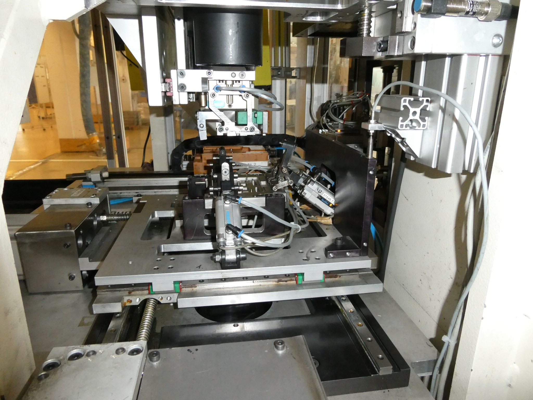 2 ventes aux enchères en ligne de machines-outils, poinçonneuses et périphériques-29