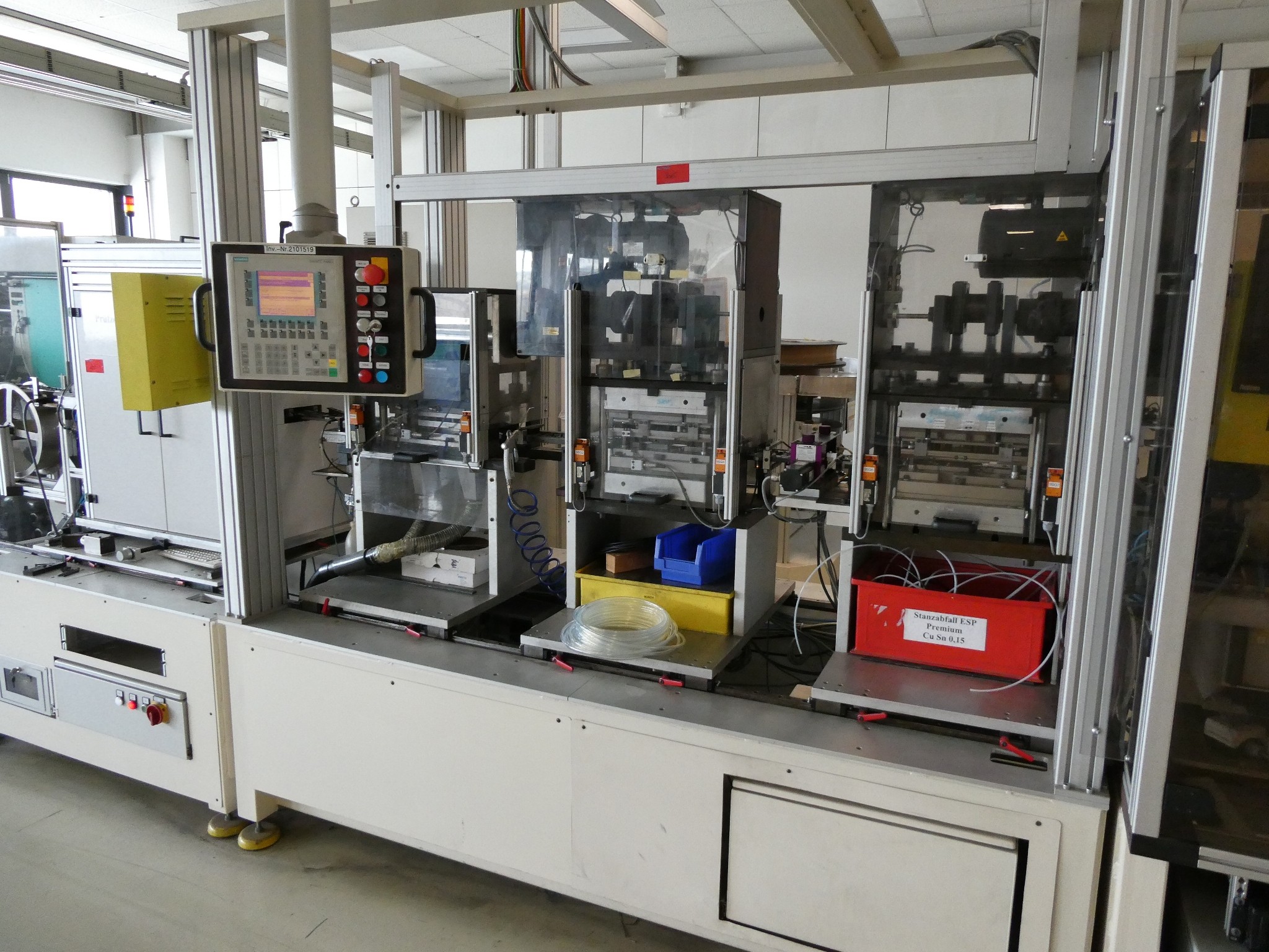 2 ventes aux enchères en ligne de machines-outils, poinçonneuses et périphériques-3