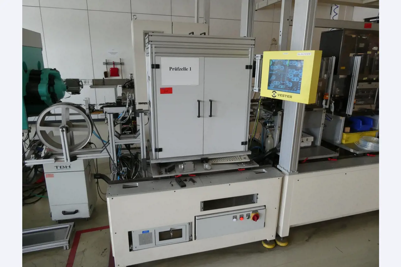 2 online veilingen van gereedschap, ponsmachines en randapparatuur-8