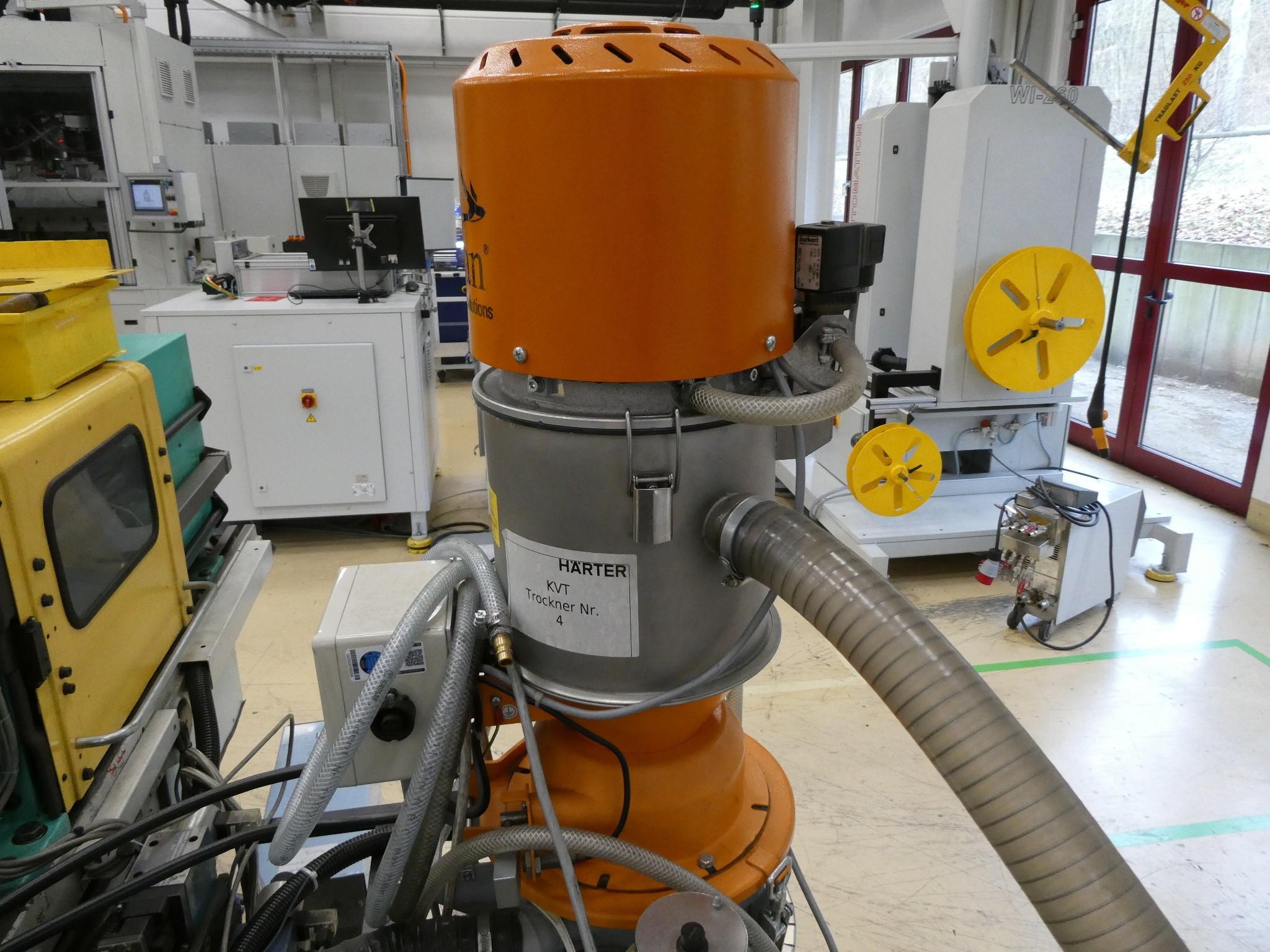 2 ventes aux enchères en ligne de machines-outils, poinçonneuses et périphériques-10