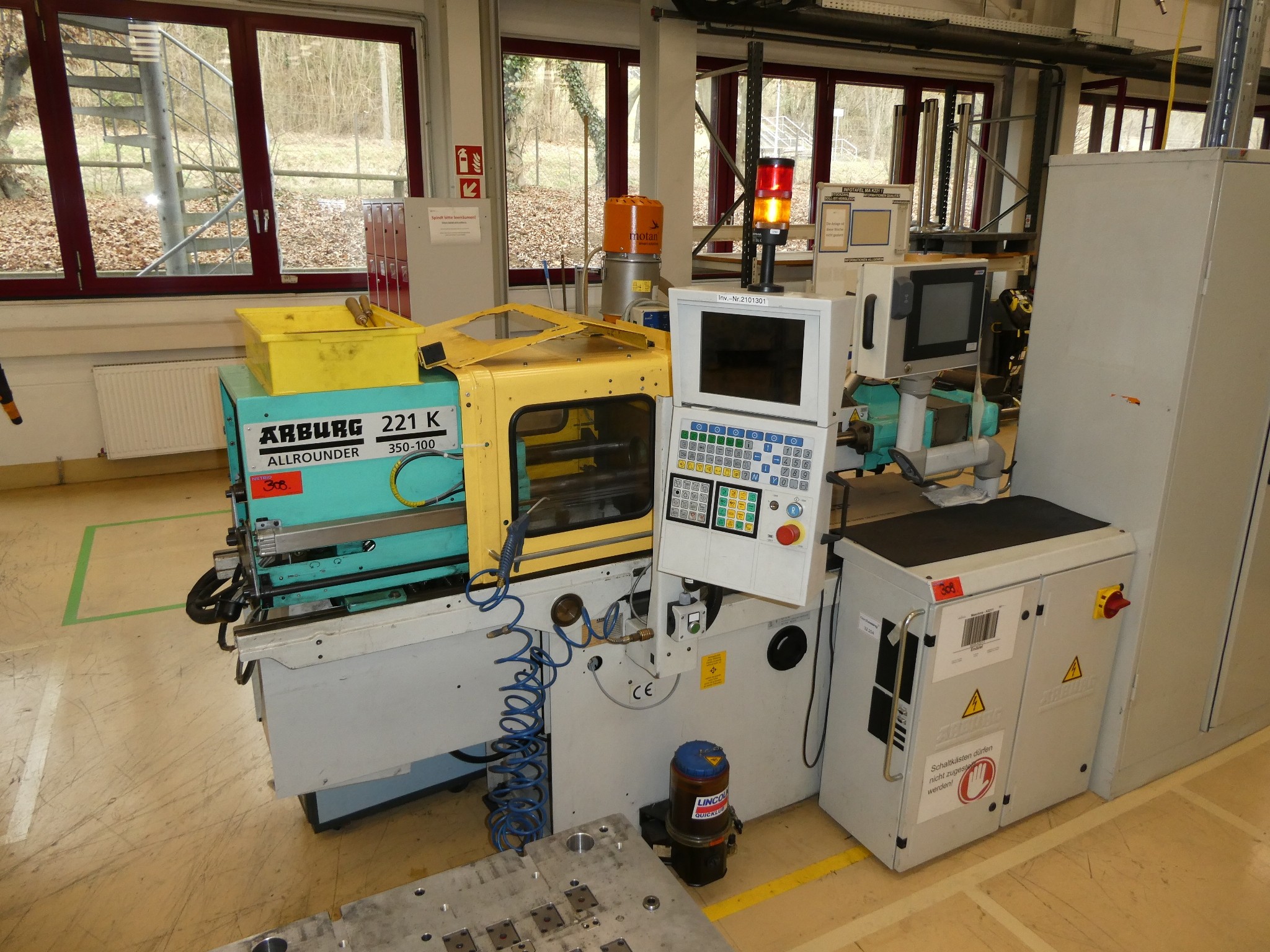 2 ventes aux enchères en ligne de machines-outils, poinçonneuses et périphériques-1