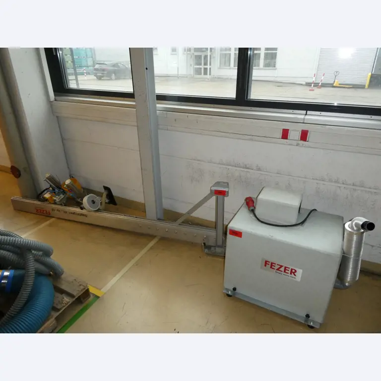 2 Online auctions of tools, punching machines and peripherals-11