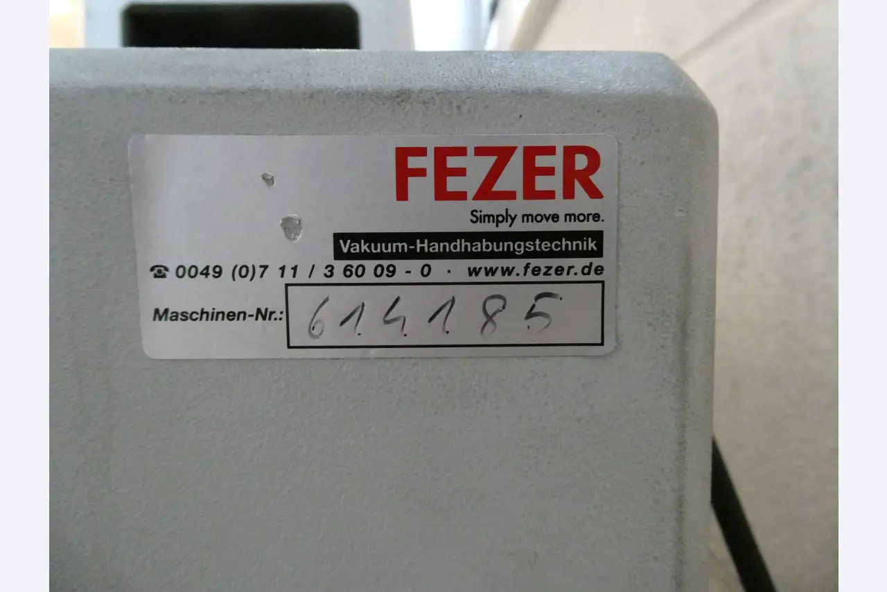 2 Online auctions of tools, punching machines and peripherals-15