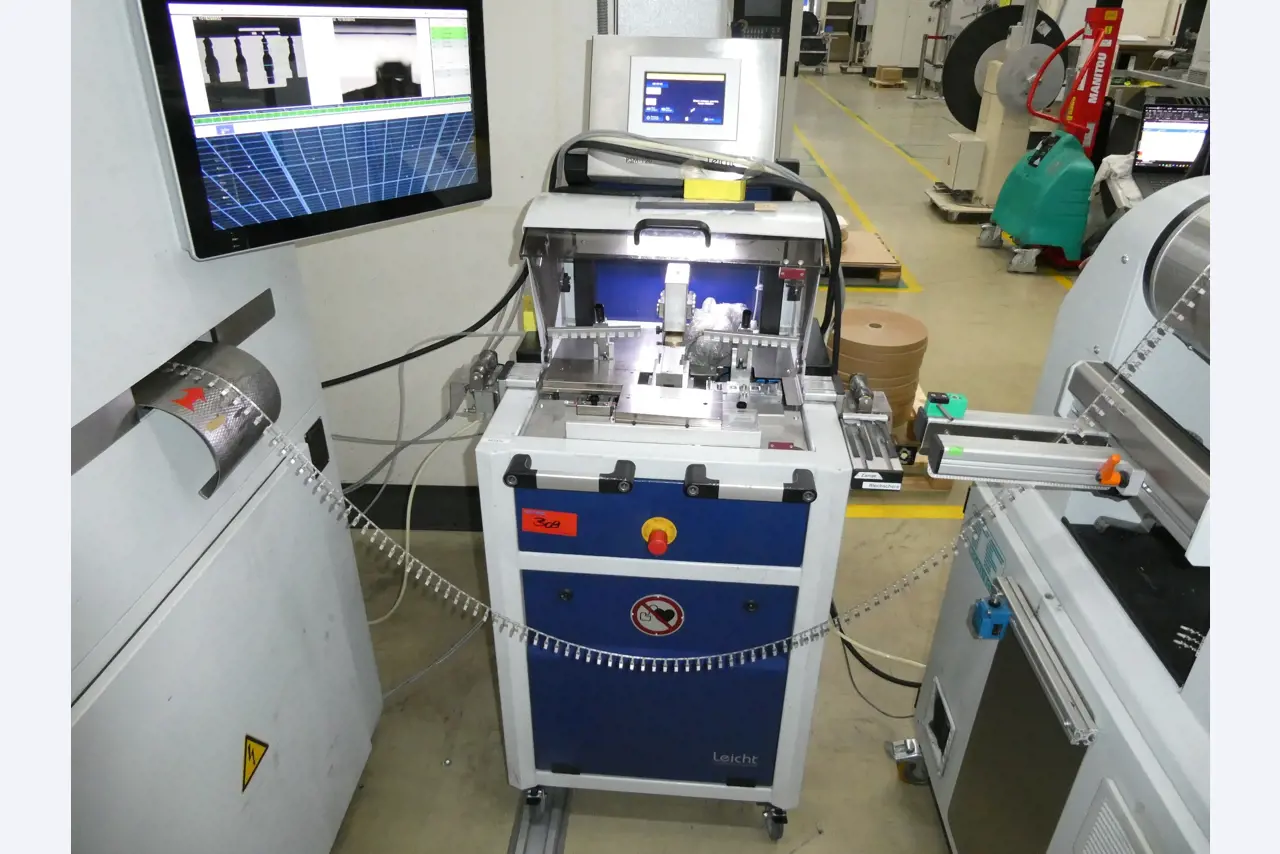 2 Online auctions of tools, punching machines and peripherals-16