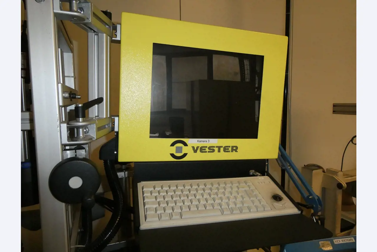 2 Online auctions of tools, punching machines and peripherals-5