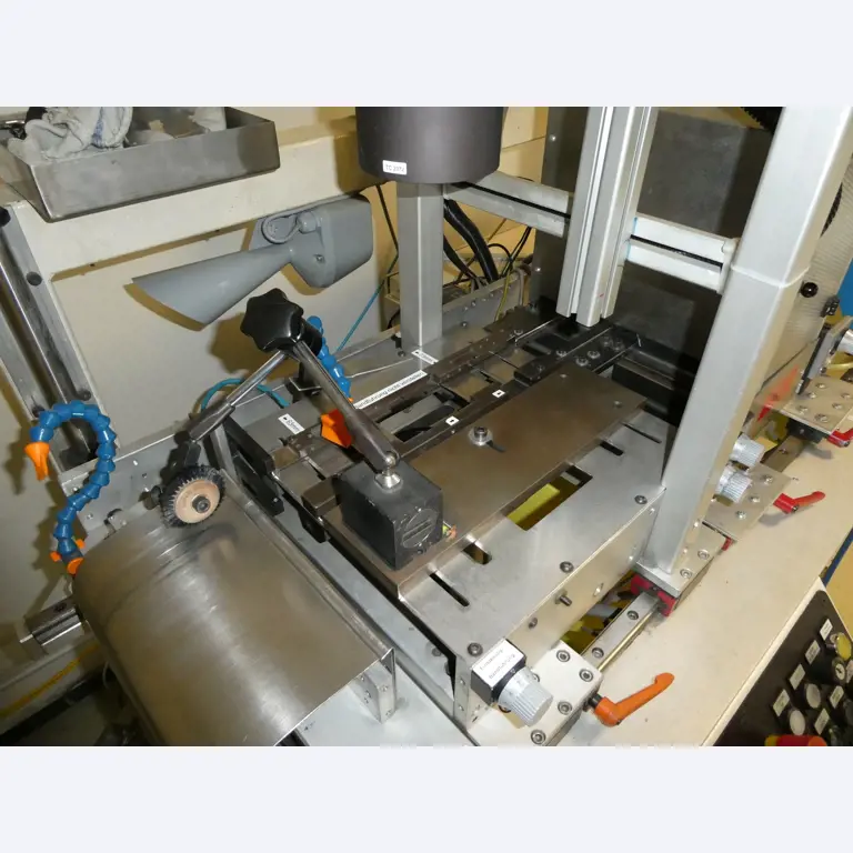 2 Online auctions of tools, punching machines and peripherals-6