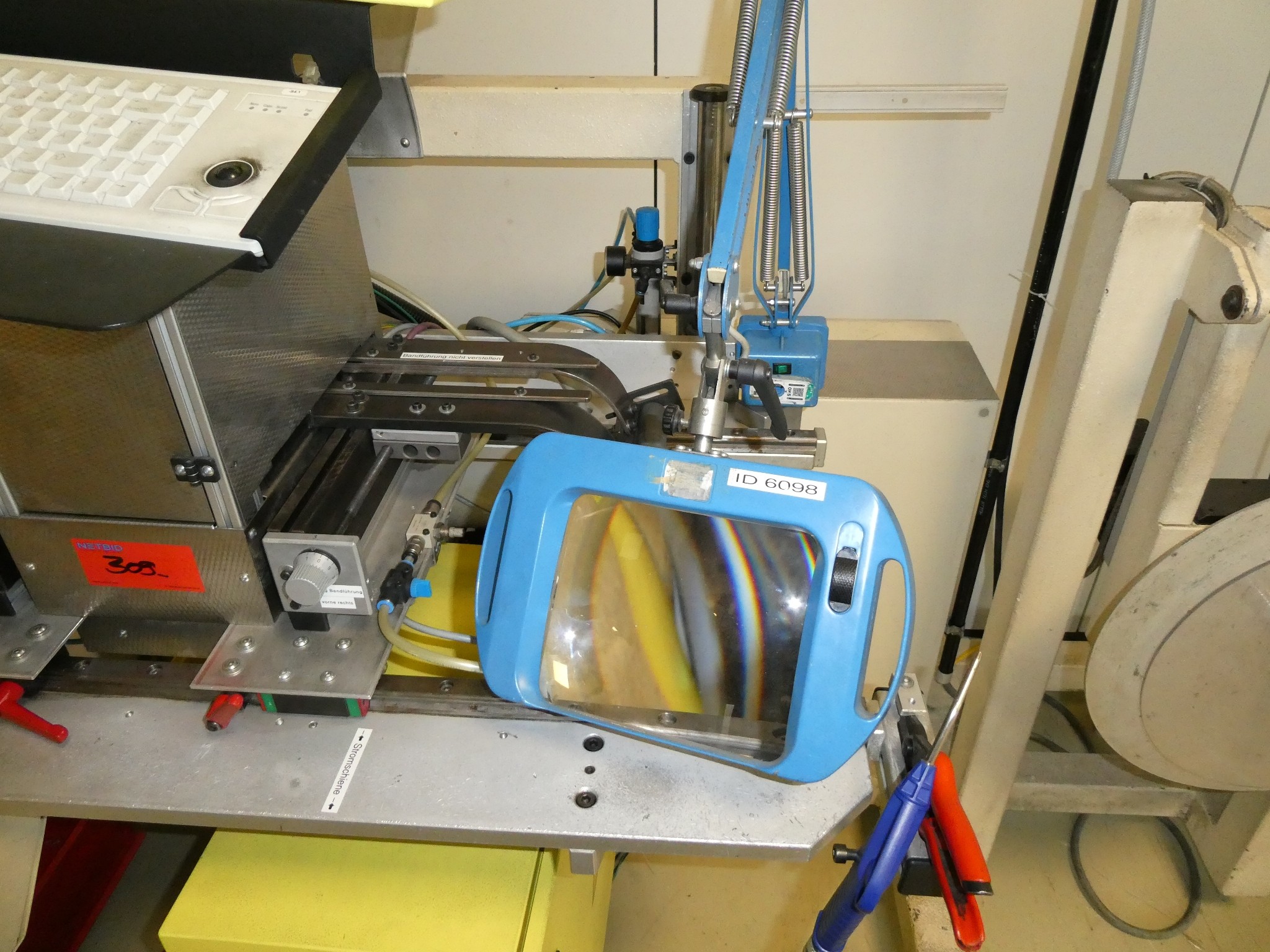 2 online aukce nářadí, děrovacích strojů a periferií-9