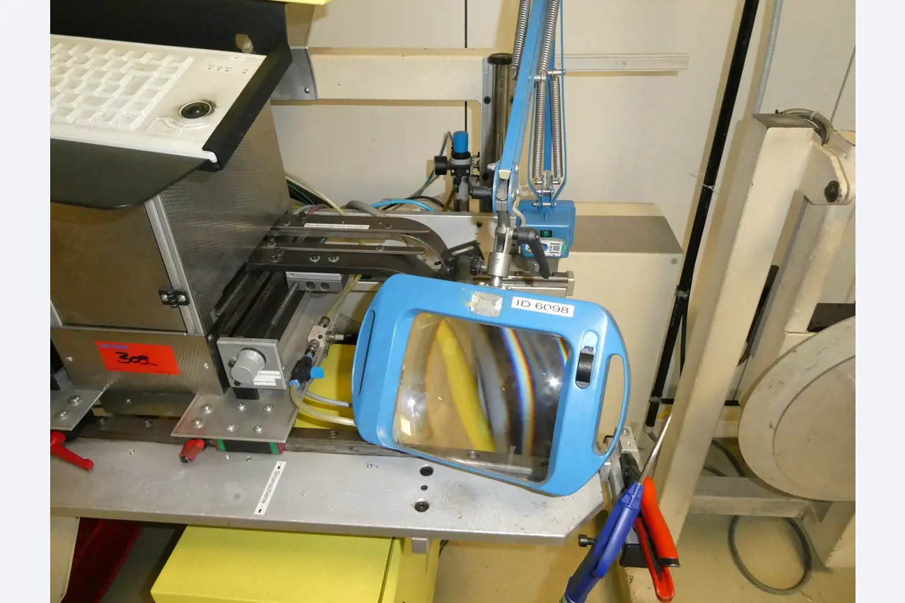 2 Online auctions of tools, punching machines and peripherals-9