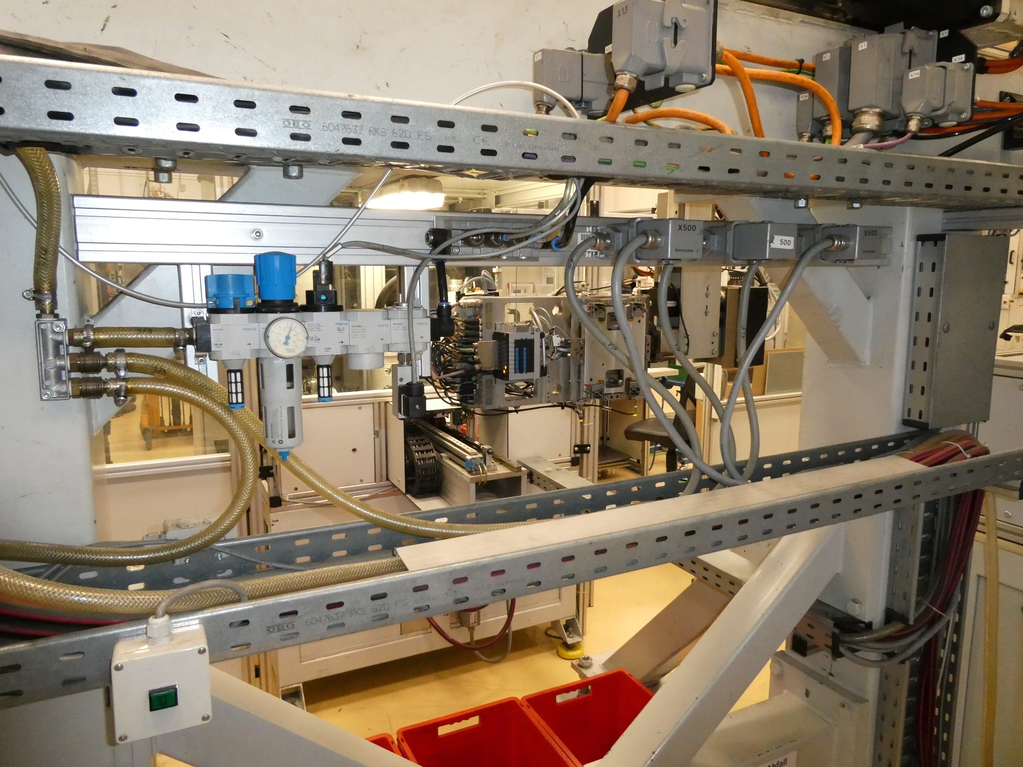 2 ventes aux enchères en ligne de machines-outils, poinçonneuses et périphériques-20