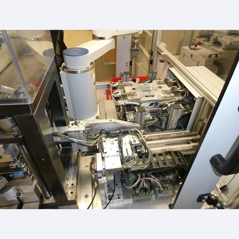 2 online veilingen van gereedschap, ponsmachines en randapparatuur-25