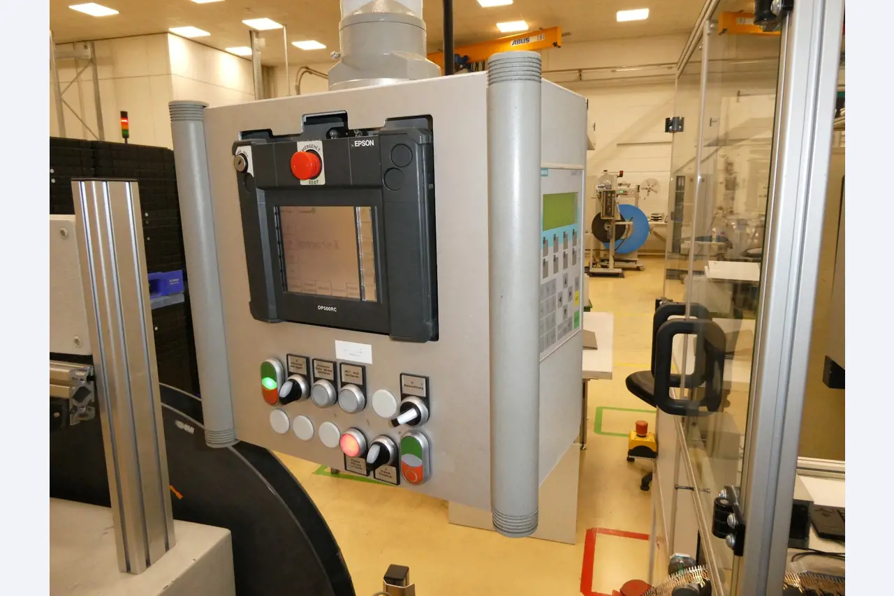 2 online veilingen van gereedschap, ponsmachines en randapparatuur-26