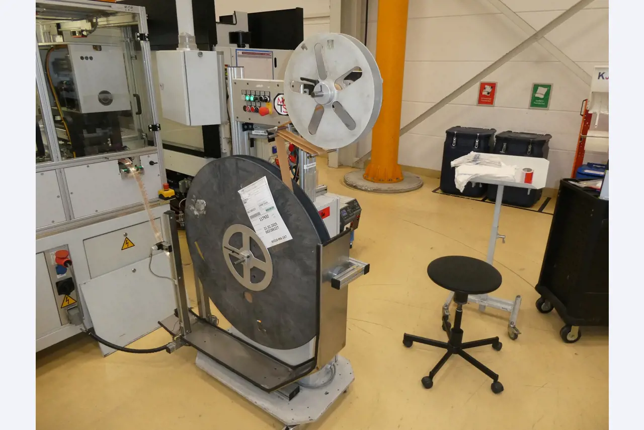 2 online veilingen van gereedschap, ponsmachines en randapparatuur-30