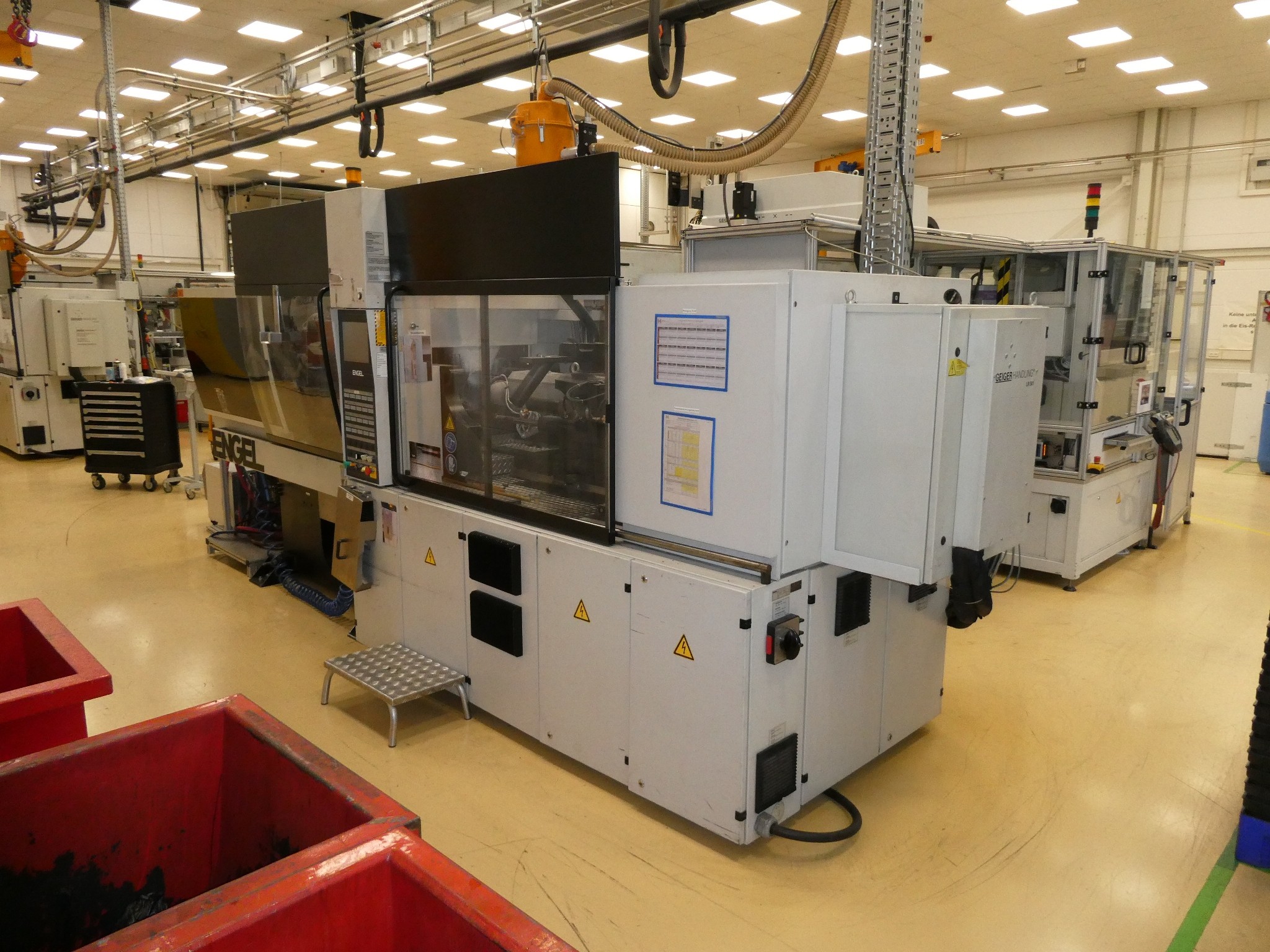 2 ventes aux enchères en ligne de machines-outils, poinçonneuses et périphériques-4