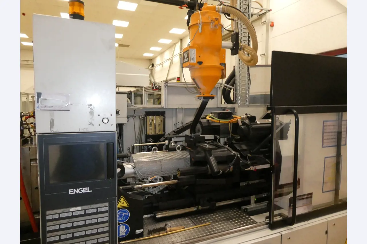 2 online veilingen van gereedschap, ponsmachines en randapparatuur-6