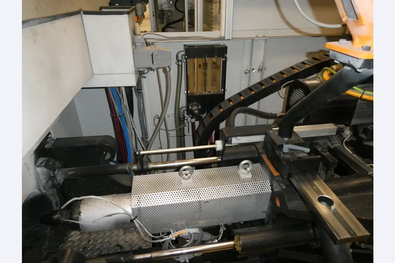 2 online veilingen van gereedschap, ponsmachines en randapparatuur-7