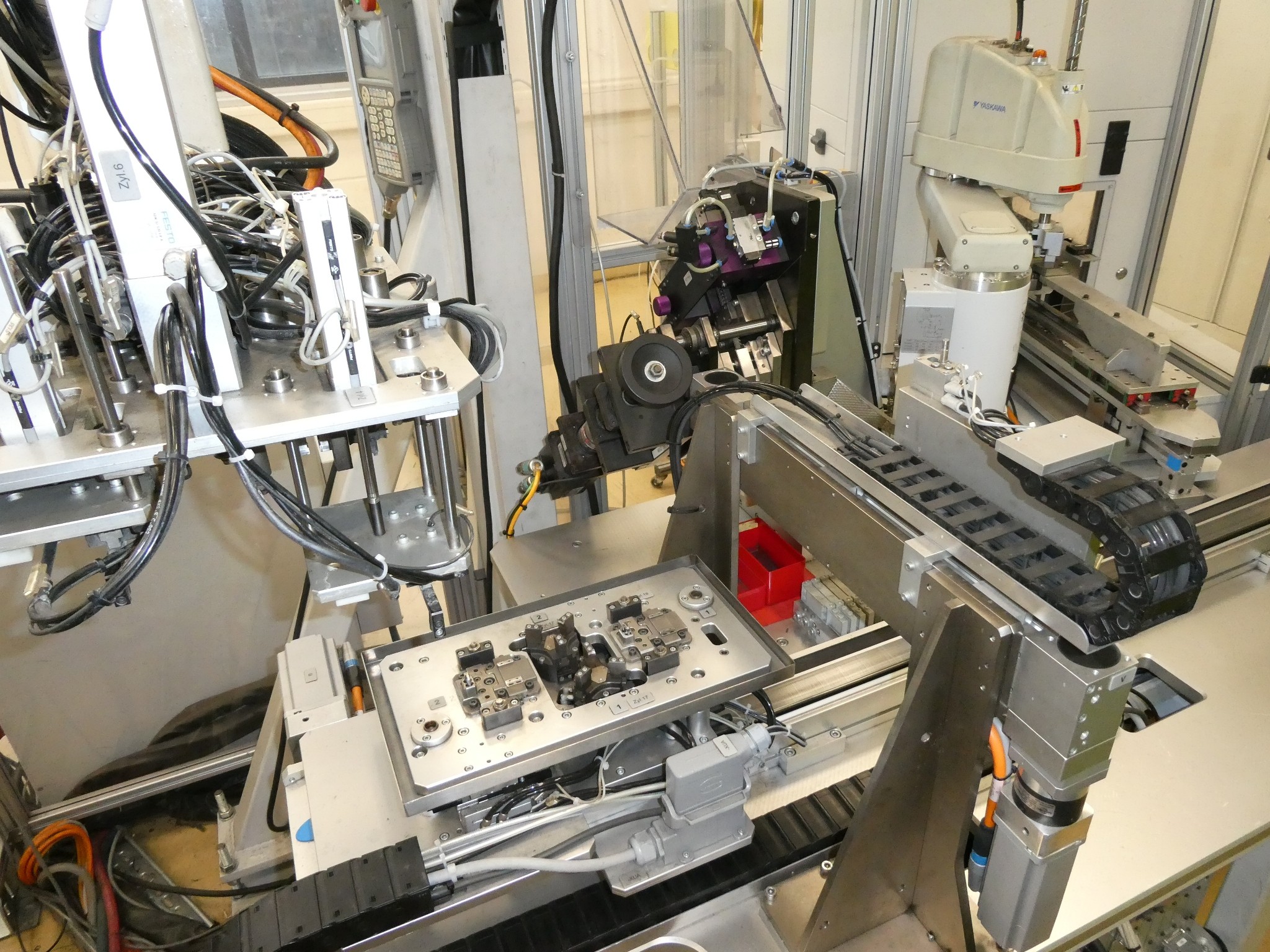 2 ventes aux enchères en ligne de machines-outils, poinçonneuses et périphériques-11