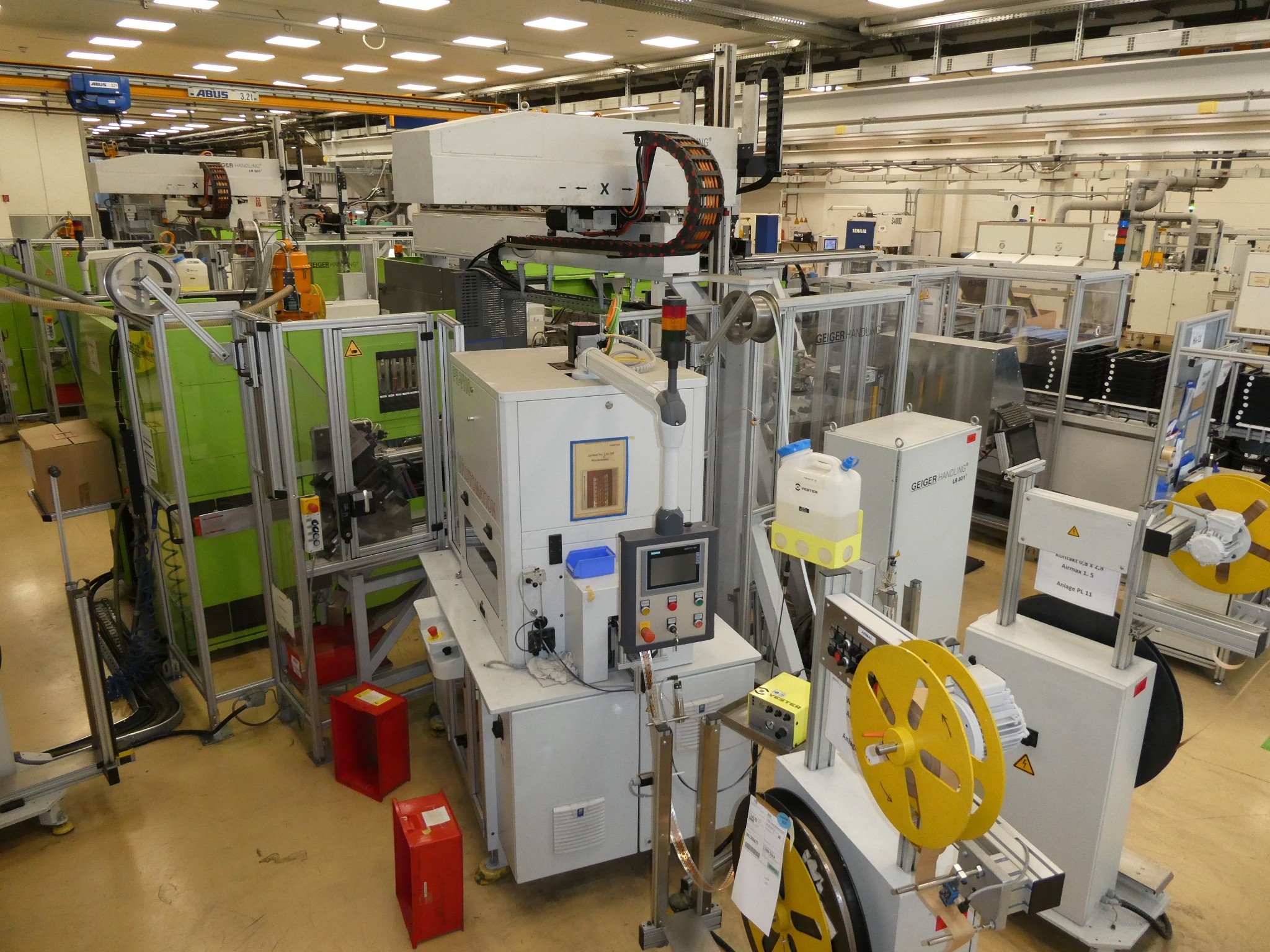 2 ventes aux enchères en ligne de machines-outils, poinçonneuses et périphériques-12