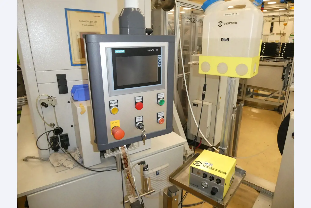 2 online veilingen van gereedschap, ponsmachines en randapparatuur-13